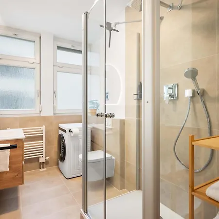 Ludwigscozyescape - Boutique Design Am Residenzschloss Mit Balkon, Neu Renoviert, 6 Gaeste, Wlan, Workspace, 24h Check-in, Parkhaus In Laufnaehe *