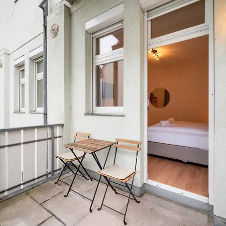 Ludwigscozyescape - Boutique Design Am Residenzschloss Mit Balkon, Neu Renoviert, Zentral Gelegen, Für 6 Gäste, 3 Schlafzimmer, Boxspringbetten, Schnelles Wlan, Smart Tvs, Workspace, Modernes Designbad, Helle Räume, Voll Ausgestattete Küche *